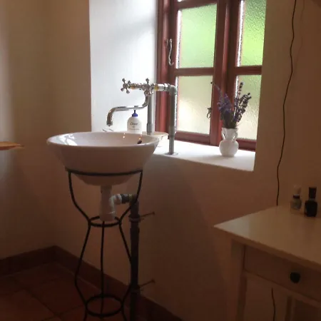 לינה וארוחת בוקר Grundfor Bed And Breakfast